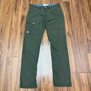 Fjallraven Greenland Jeans Mens 30x32 Green G-1000 Regular Fit Tapered Hiking
